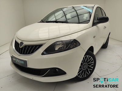 Lancia Ypsilon 1.0 FireFly 5 porte S&amp;S Hybrid Gold Plus del 2024 usata a Erba