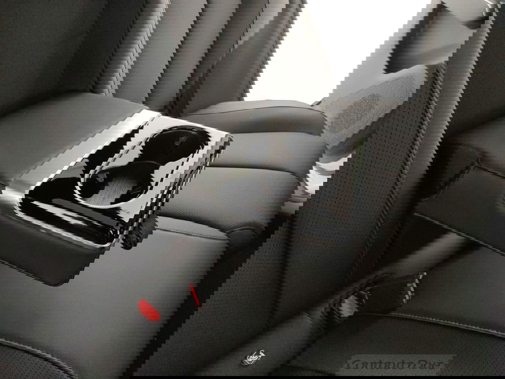 Omoda Omoda 7 SHS-P nuova a Caserta (10)