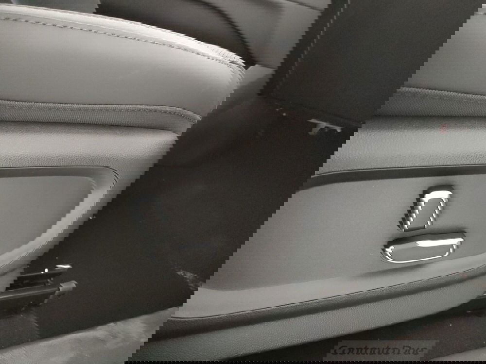 Omoda Omoda 7 SHS-P nuova a Caserta (13)