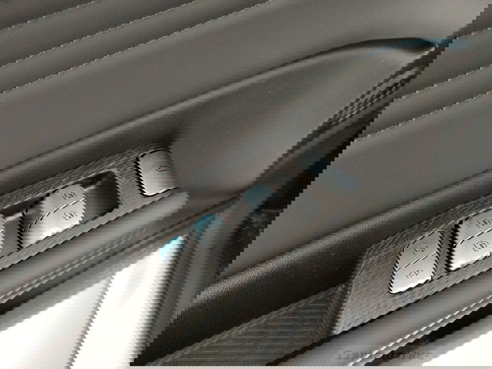 Omoda Omoda 7 SHS-P nuova a Caserta (16)