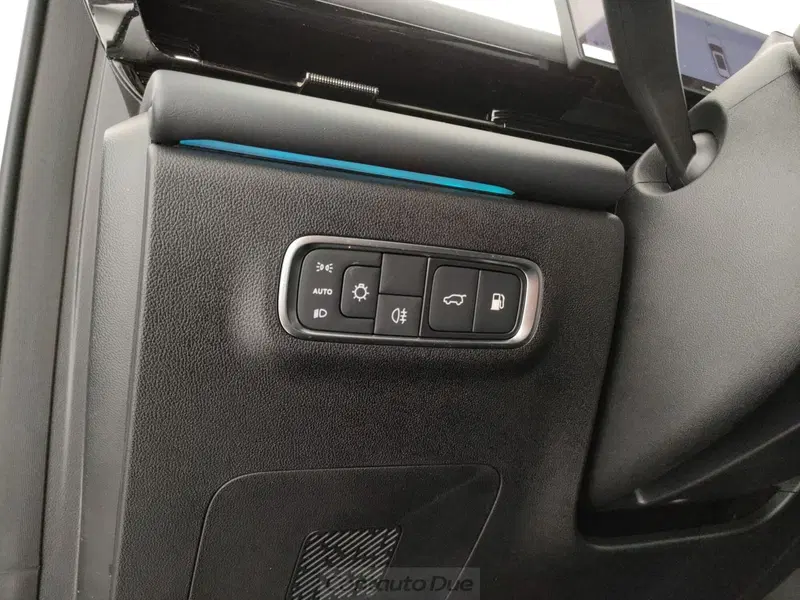 Omoda Omoda 7 SHS-P nuova a Caserta (20)