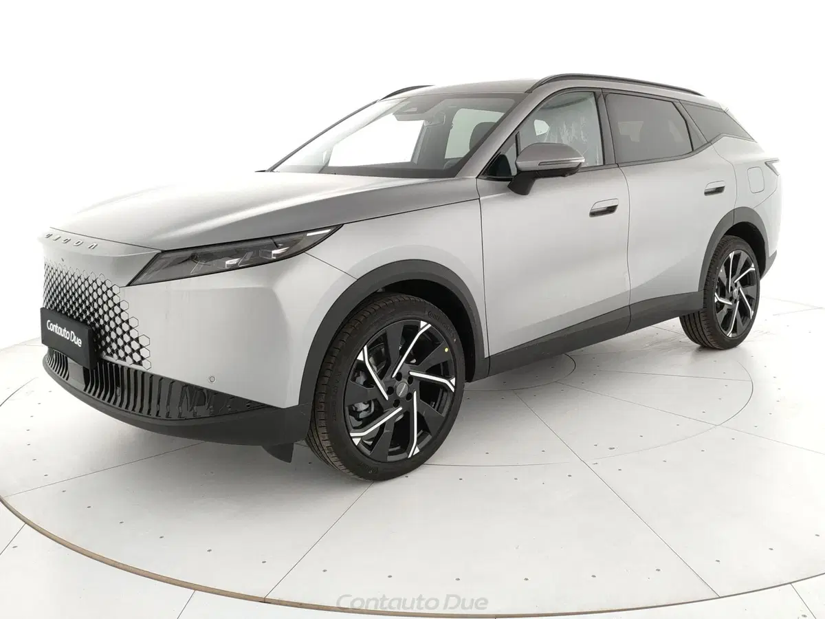 Omoda Omoda 7 SHS-P nuova a Caserta