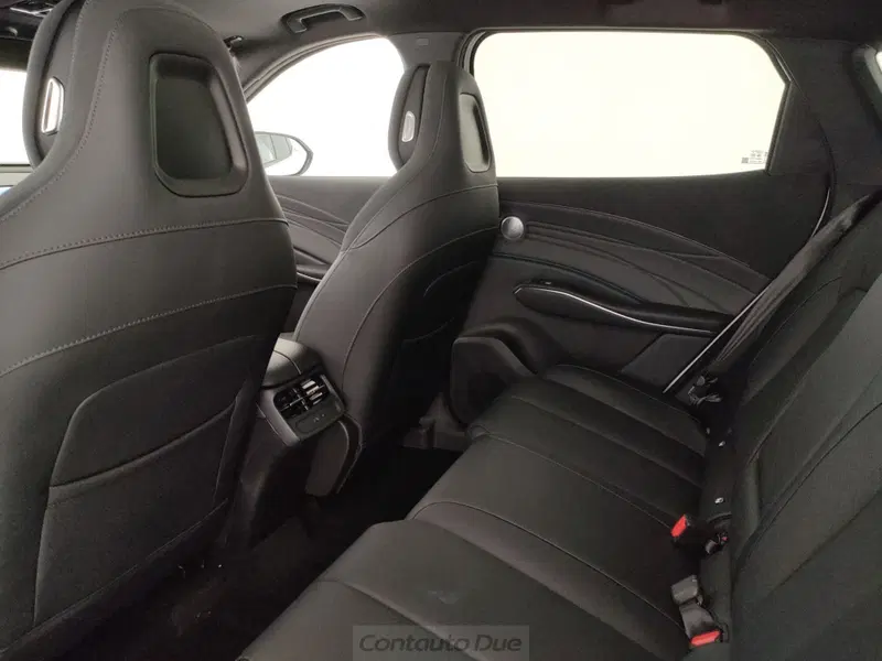 Omoda Omoda 7 SHS-P nuova a Caserta (15)