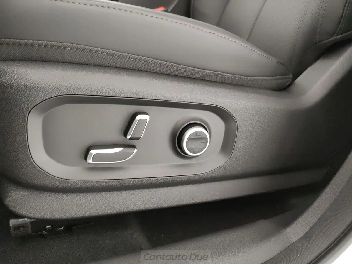 Omoda Omoda 7 SHS-P nuova a Caserta (20)
