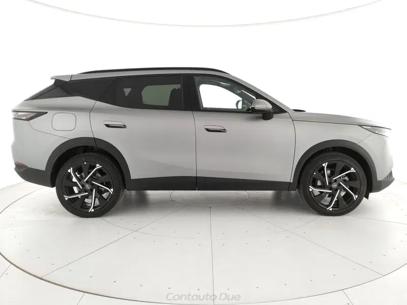 Omoda Omoda 7 SHS-P nuova a Caserta (4)