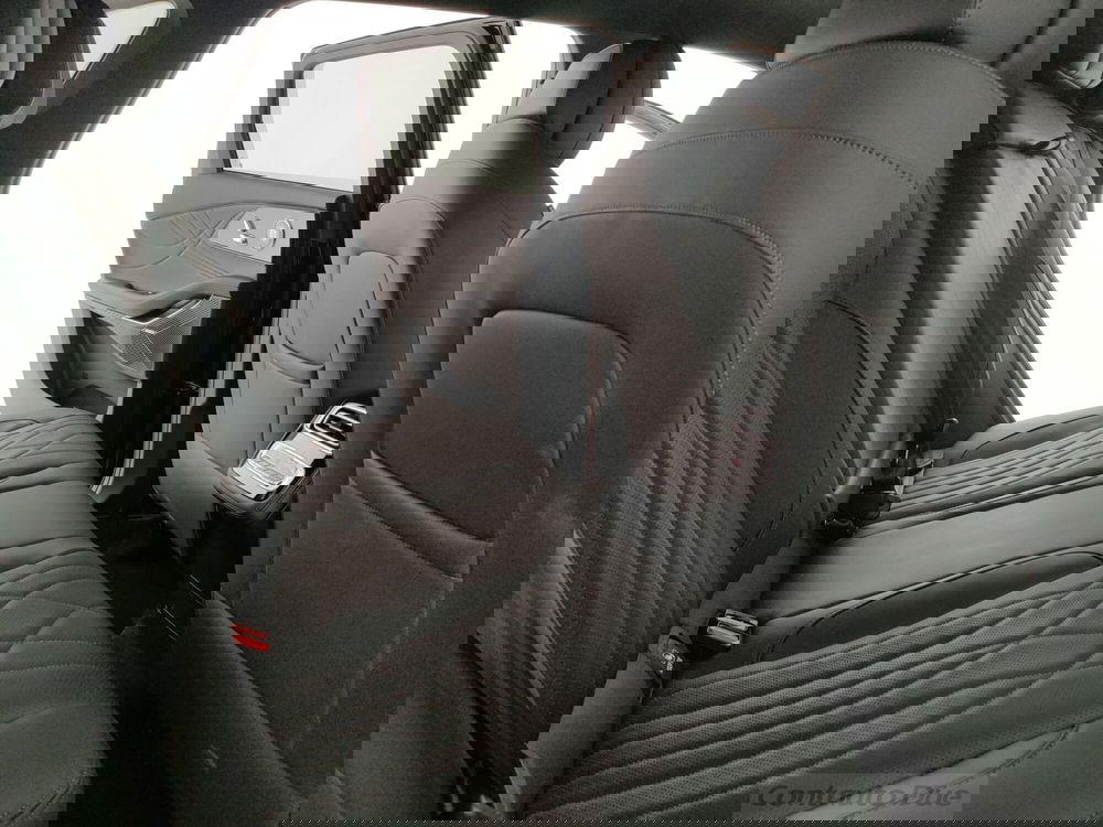 Omoda Omoda 9 SHS-P nuova a Caserta (14)