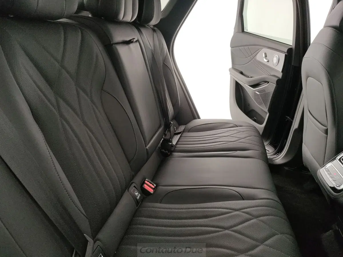 Omoda Omoda 9 SHS-P nuova a Caserta (15)