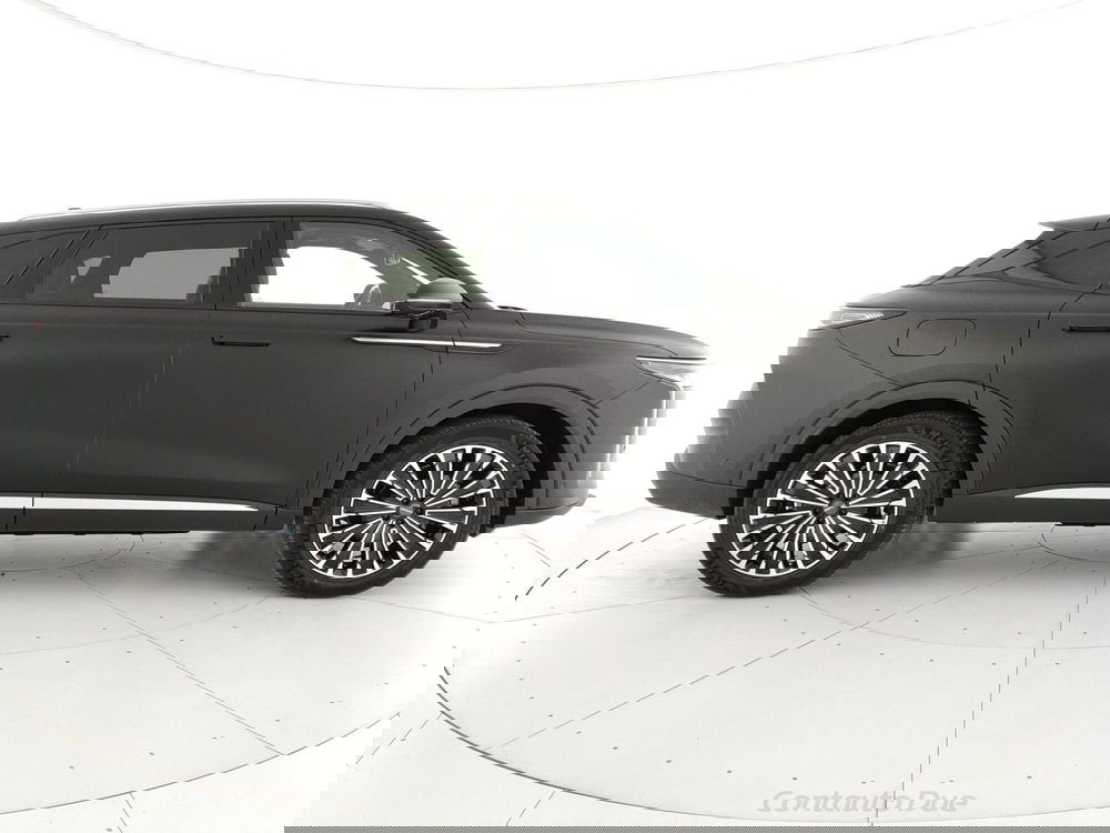 Omoda Omoda 9 SHS-P nuova a Caserta (4)