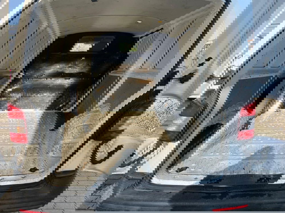 Volkswagen Veicoli Commerciali Transporter Furgone usata a Milano (11)