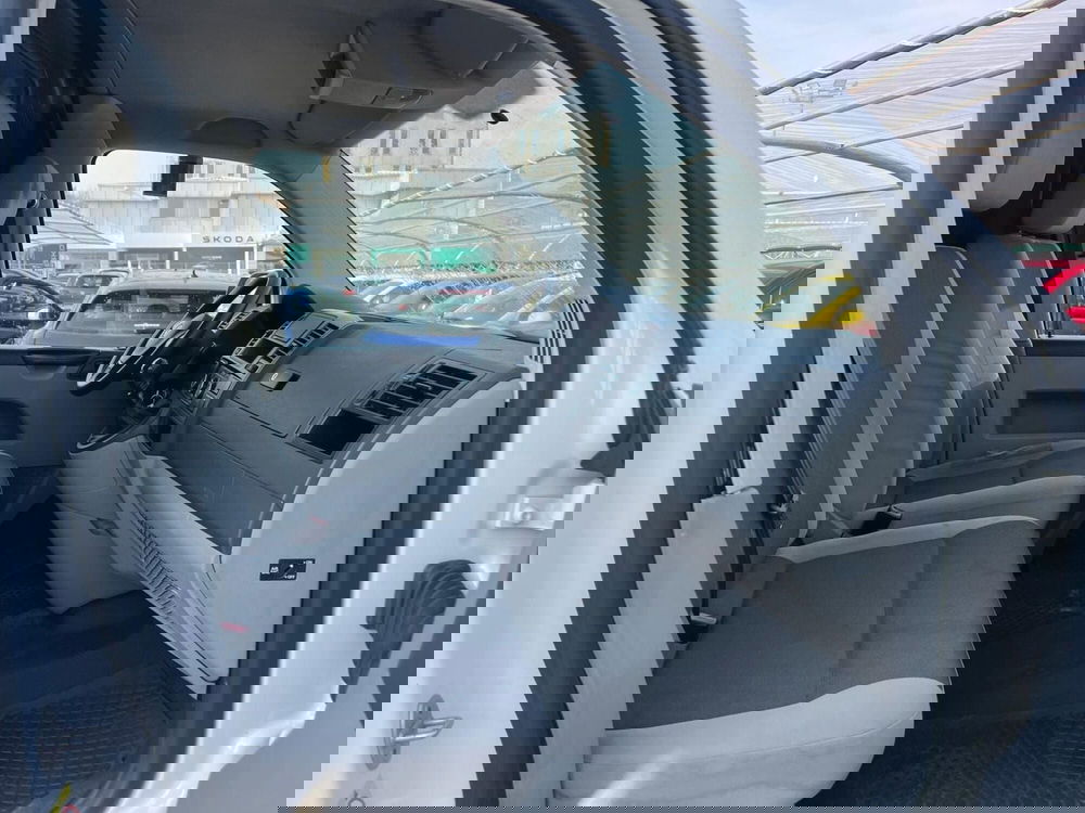 Volkswagen Veicoli Commerciali Transporter Furgone usata a Milano (15)