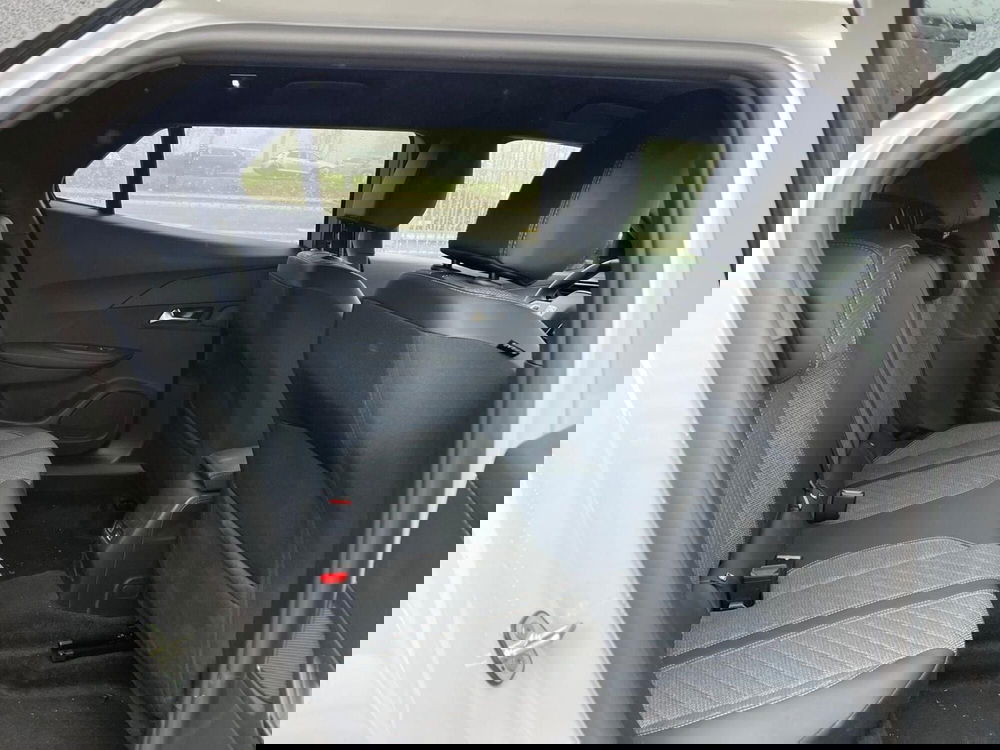 Peugeot 2008 nuova a Milano (15)