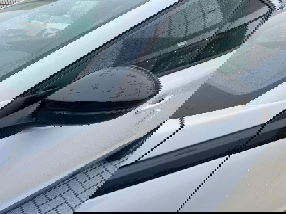 Peugeot 2008 nuova a Milano (4)