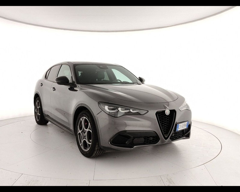 Alfa Romeo Stelvio usata a Caserta