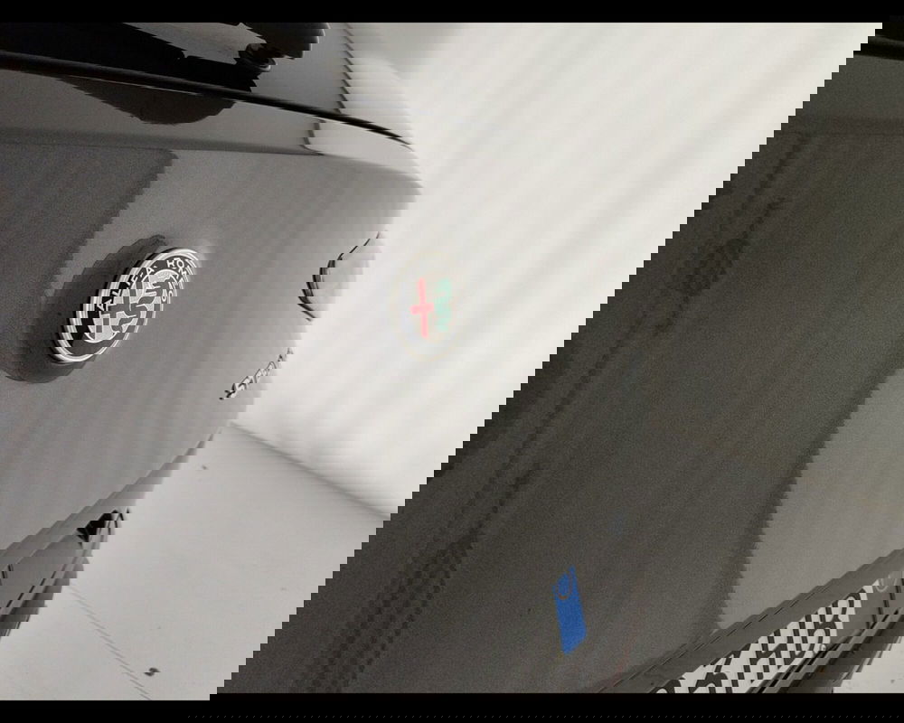 Alfa Romeo Stelvio usata a Caserta (10)