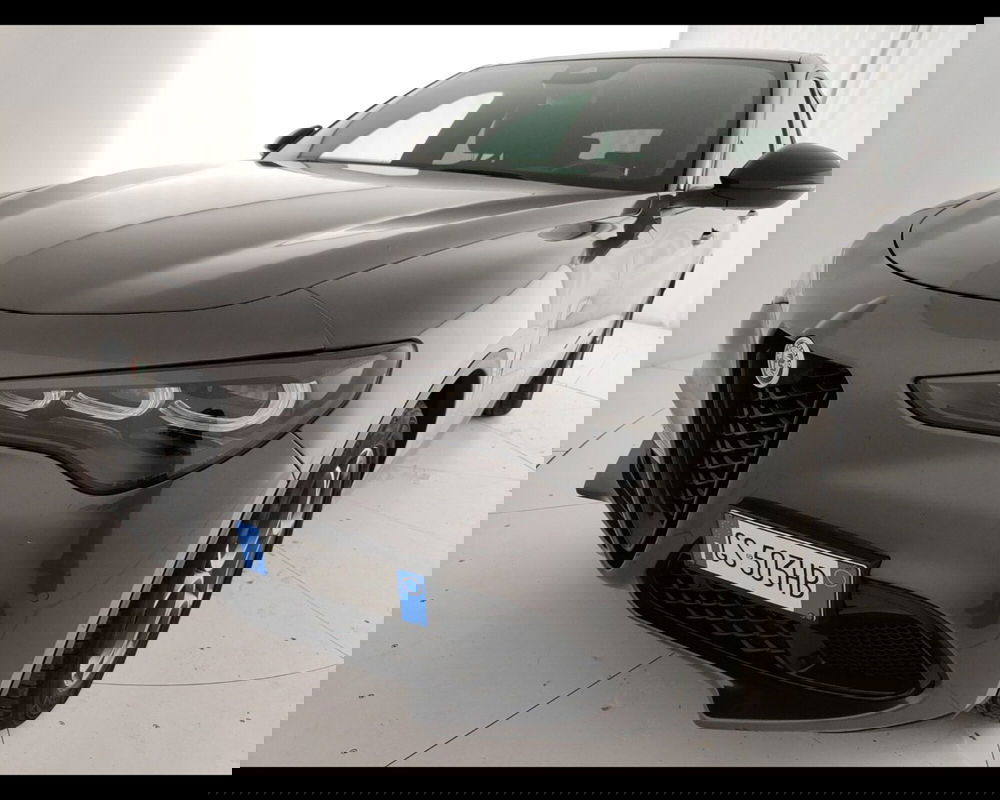 Alfa Romeo Stelvio usata a Caserta (14)