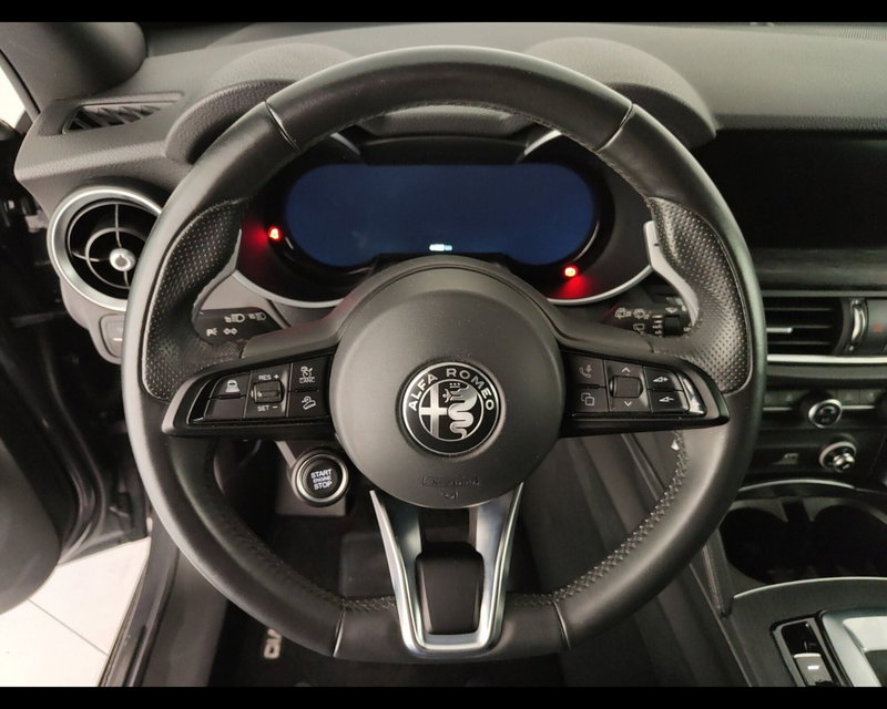 Alfa Romeo Stelvio usata a Caserta (20)