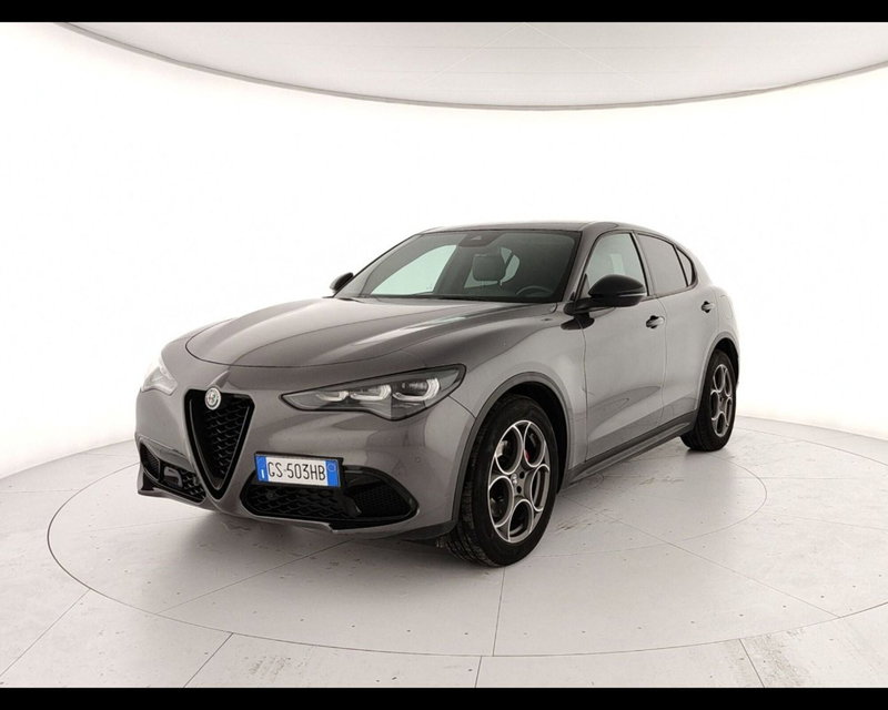Alfa Romeo Stelvio usata a Caserta (3)