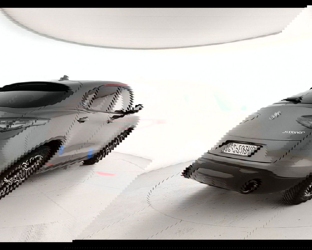 Alfa Romeo Stelvio usata a Caserta (7)