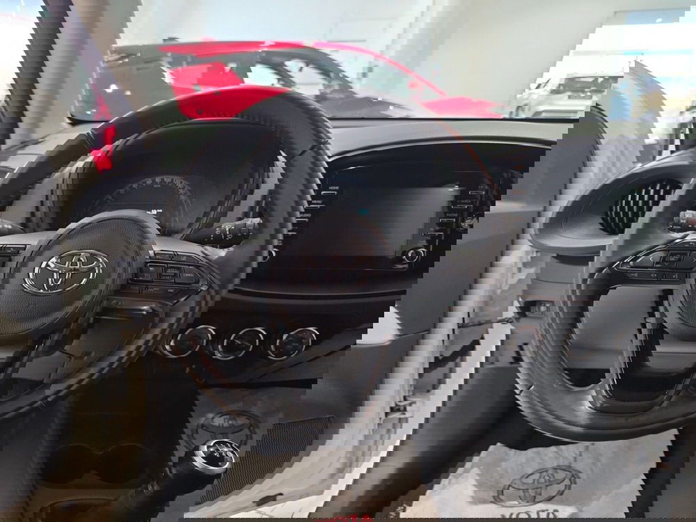 Toyota Aygo X usata a Catania (11)