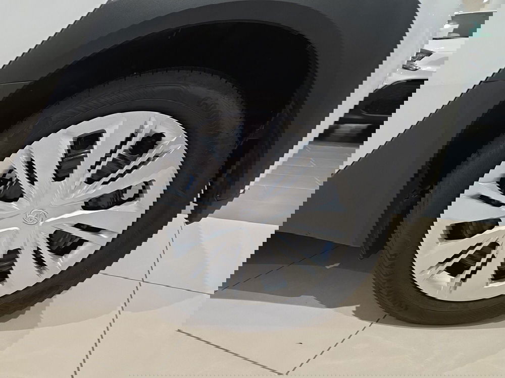 Toyota Aygo X usata a Catania (6)