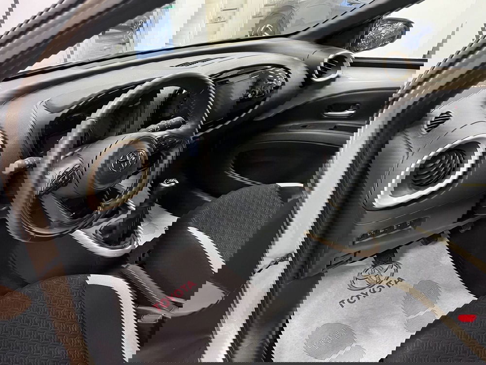 Toyota Aygo X usata a Prato (7)