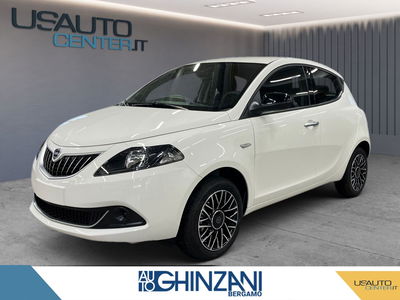 Lancia Ypsilon 1.0 FireFly 5 porte S&amp;S Hybrid Ecochic Silver nuova a Bergamo