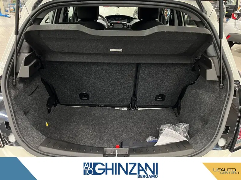 Lancia Ypsilon nuova a Bergamo (12)