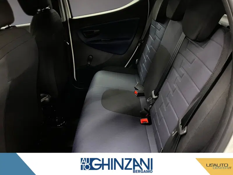 Lancia Ypsilon nuova a Bergamo (7)
