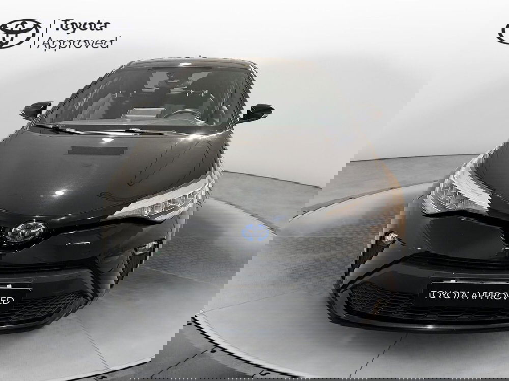 Toyota Toyota C-HR usata a Milano (5)