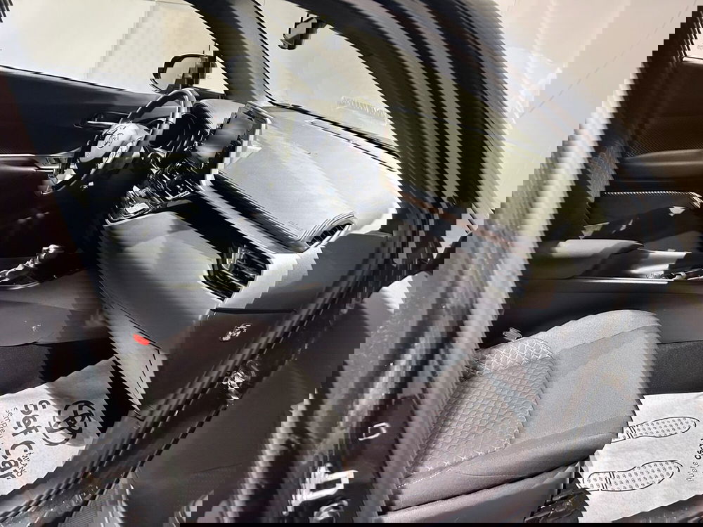Toyota Toyota C-HR usata a Milano (6)