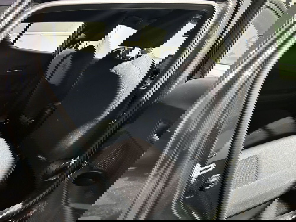 Toyota Toyota C-HR usata a Milano (8)