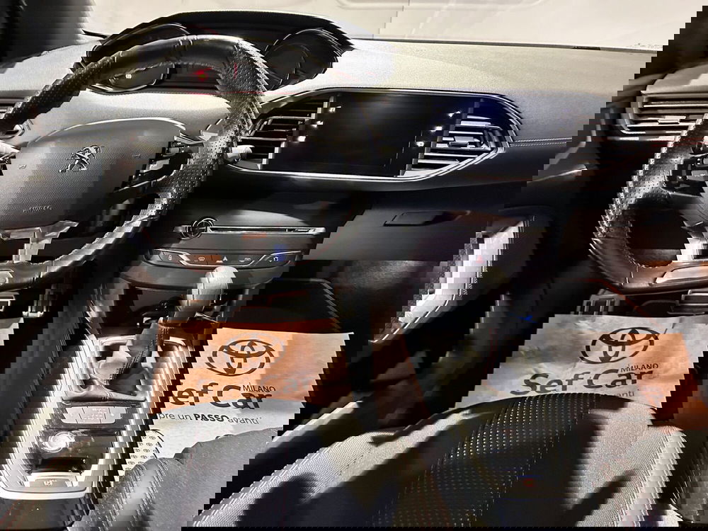 Peugeot 308 usata a Milano (10)