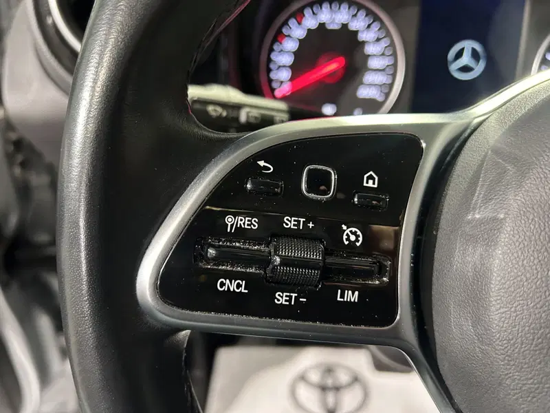 Mercedes-Benz Classe T usata a Milano (16)