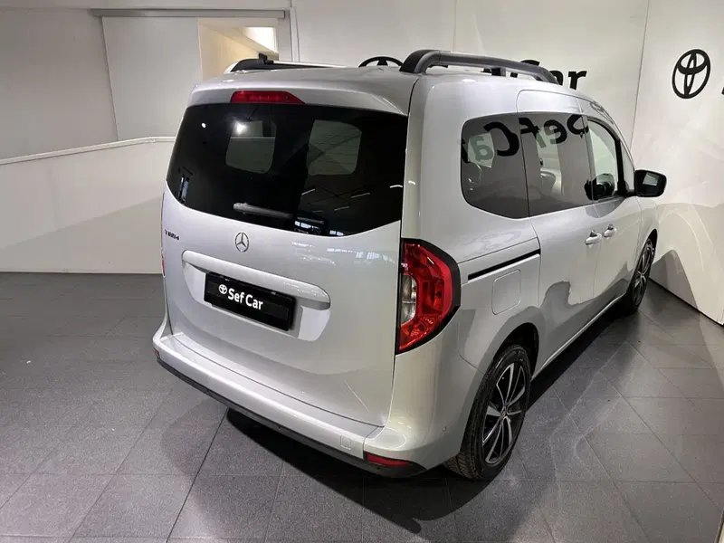 Mercedes-Benz Classe T usata a Milano (4)
