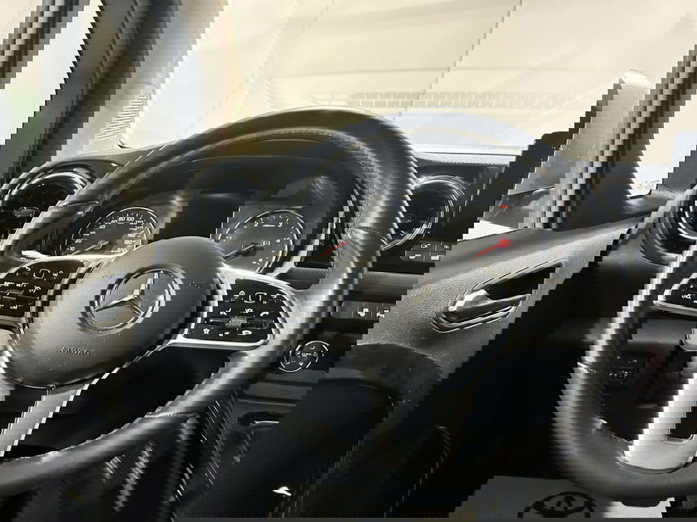 Mercedes-Benz Classe T usata a Milano (8)