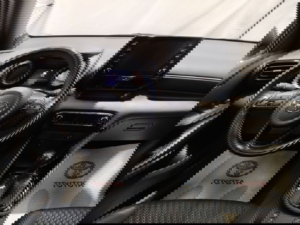 Toyota Yaris usata a Roma (10)