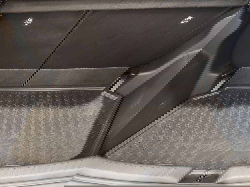 Toyota Yaris usata a Roma (13)