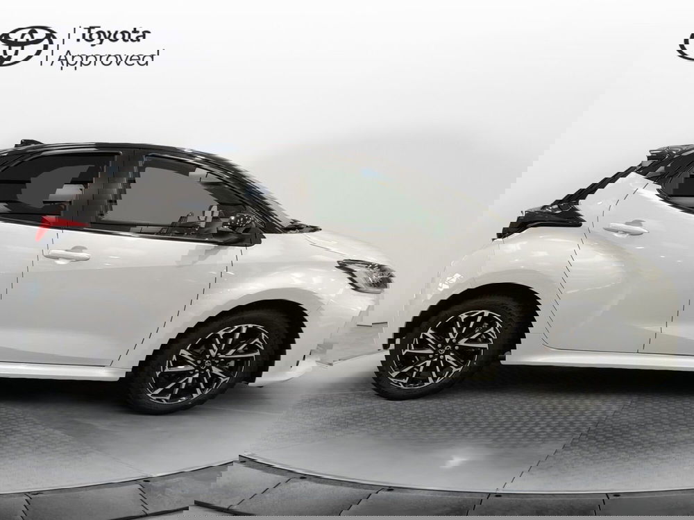 Toyota Yaris usata a Roma (17)