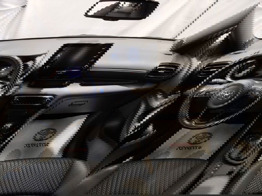 Toyota Yaris usata a Roma (9)