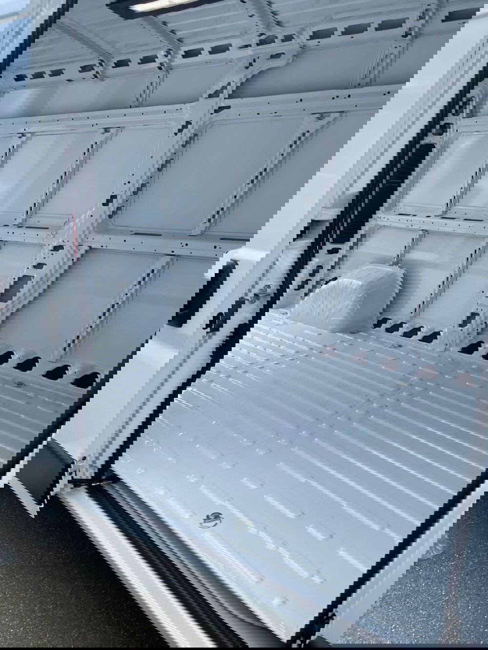 Fiat e-Ducato Furgone nuova a Reggio Emilia (14)