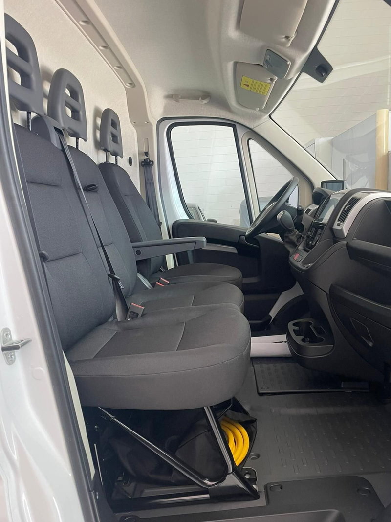 Fiat e-Ducato Furgone nuova a Reggio Emilia (12)