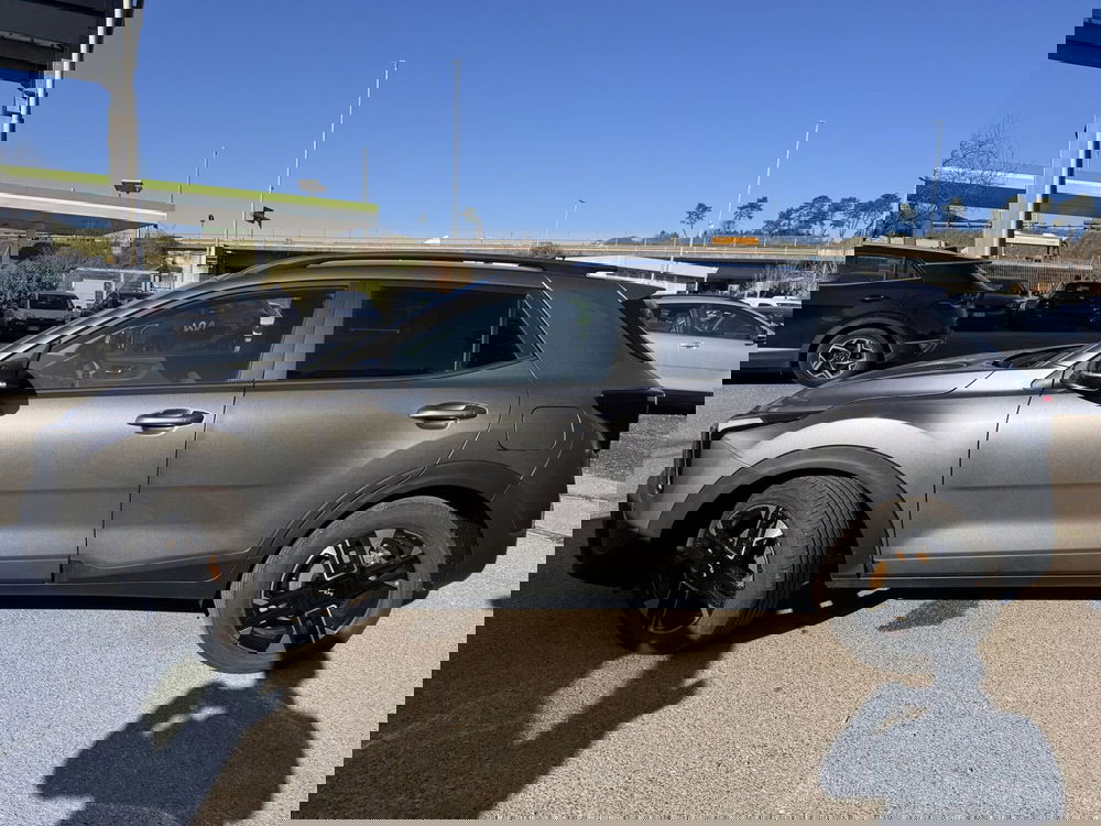 Kia Stonic nuova a La Spezia (4)