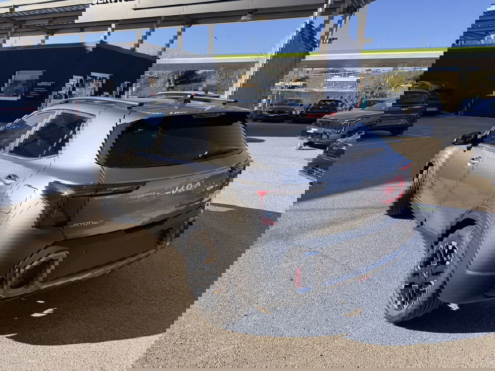 Kia Stonic nuova a La Spezia (5)