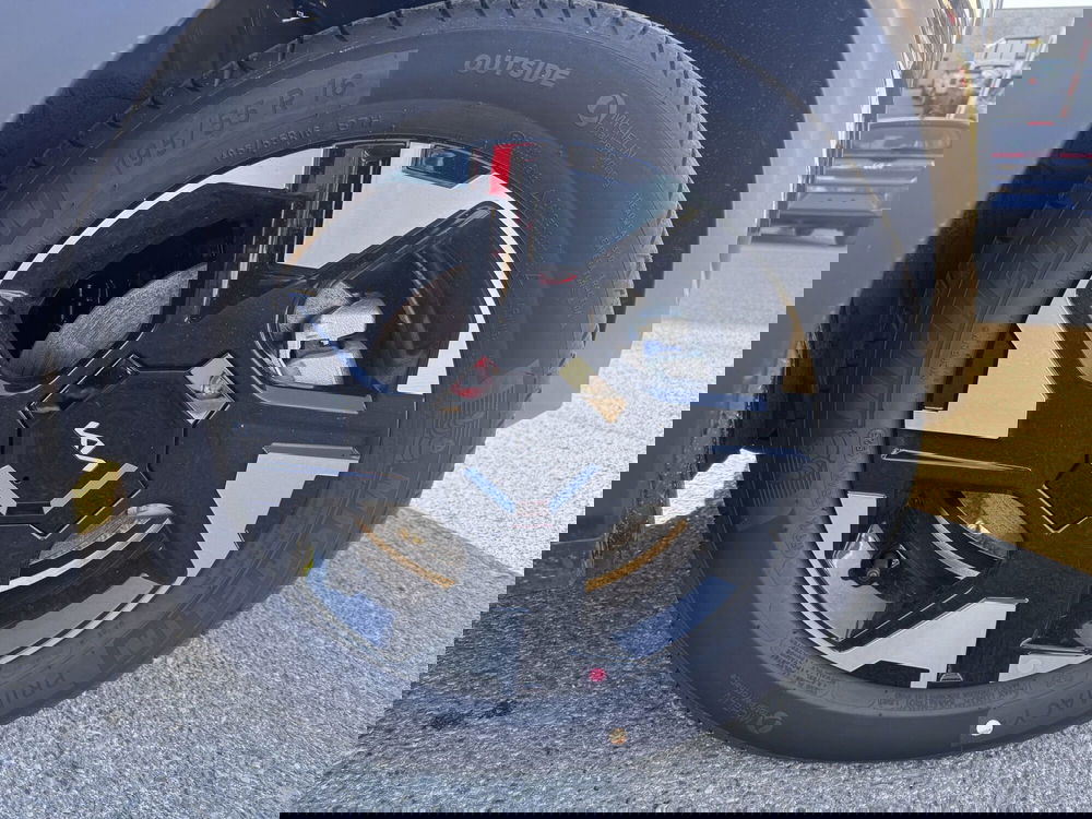 Kia Stonic nuova a La Spezia (9)