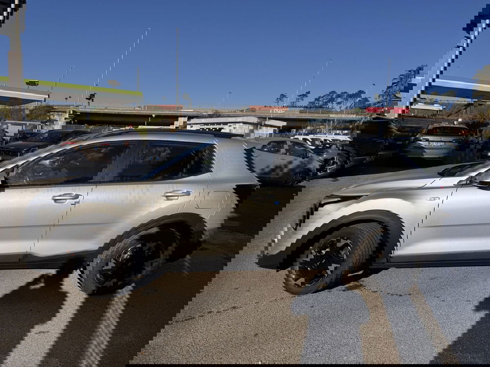 Kia Stonic nuova a La Spezia (4)