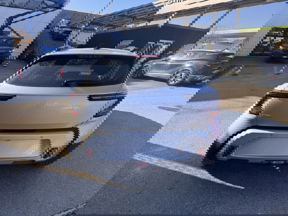 Kia Stonic nuova a La Spezia (6)