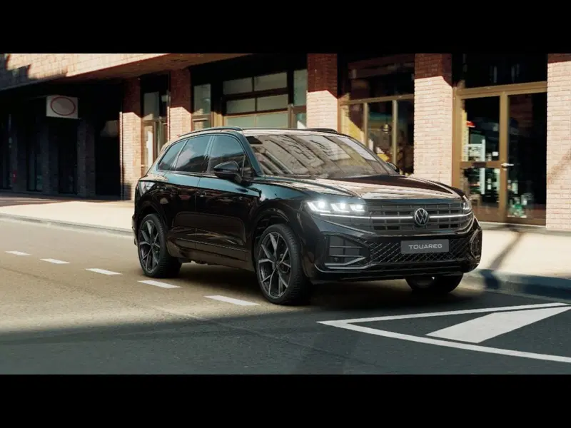 Volkswagen Touareg nuova a Livorno (4)