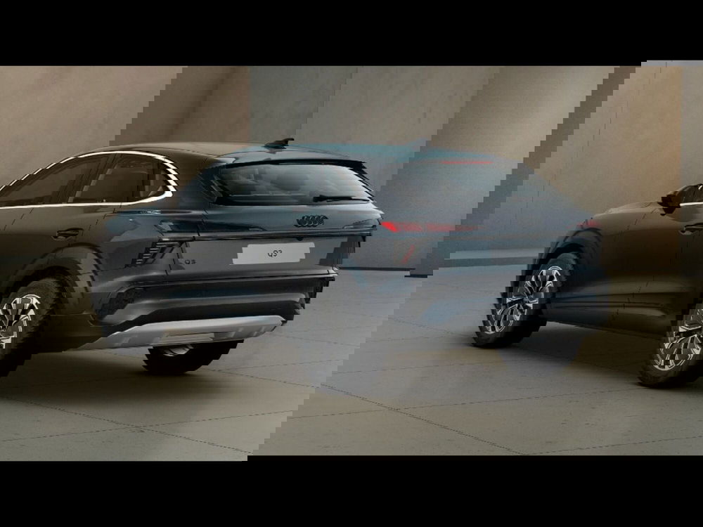 Audi Q3 Sportback nuova a Firenze (3)