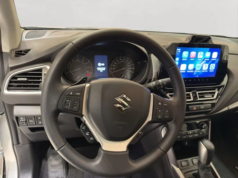 Suzuki S-Cross usata a Latina (15)
