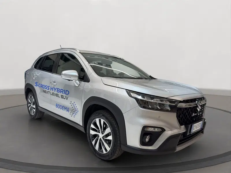 Suzuki S-Cross usata a Latina (5)